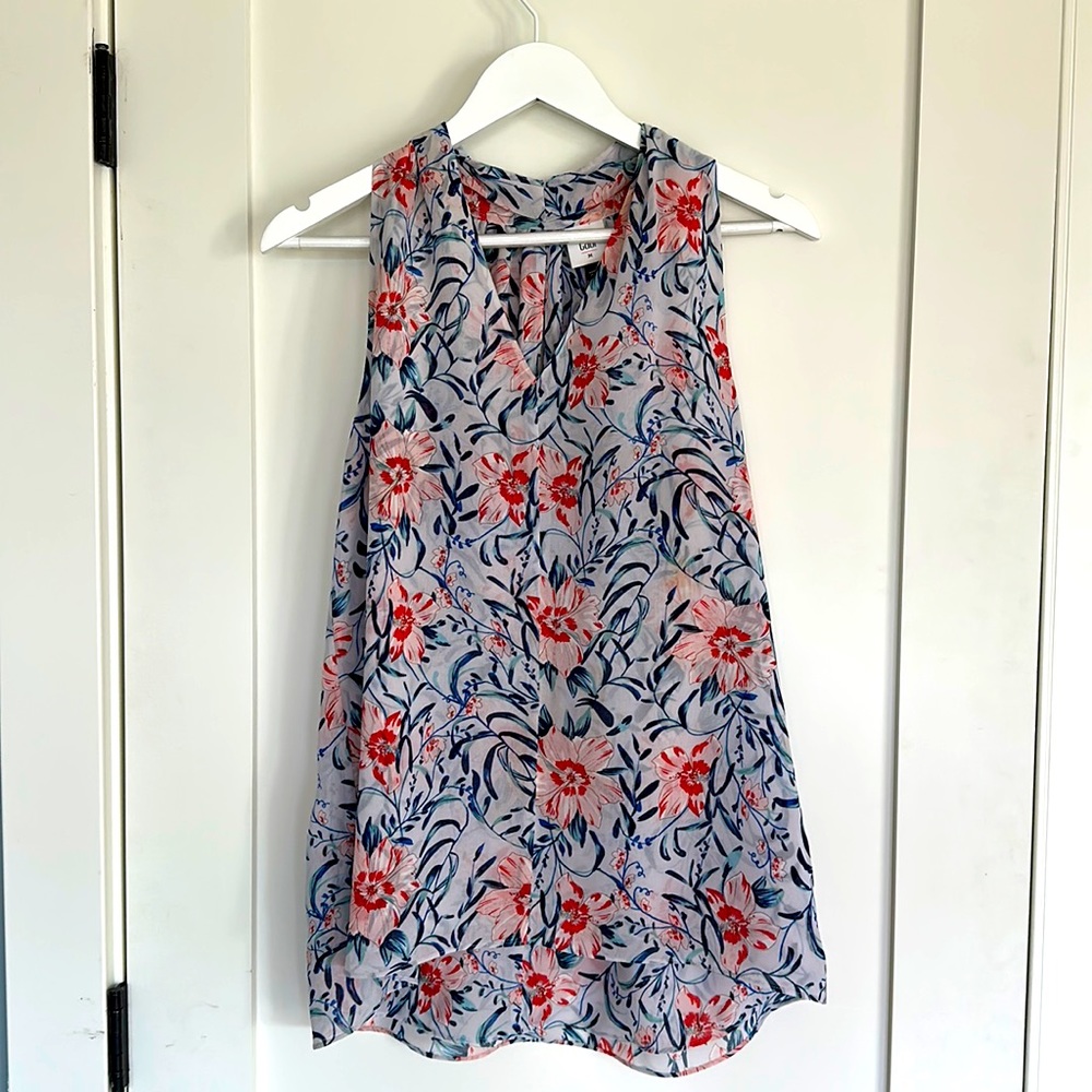 Cabi Medium Sleeveless Blouse